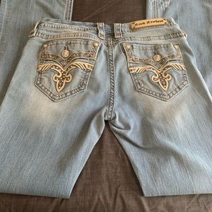 Womens rock revivals 31/34 some distressing